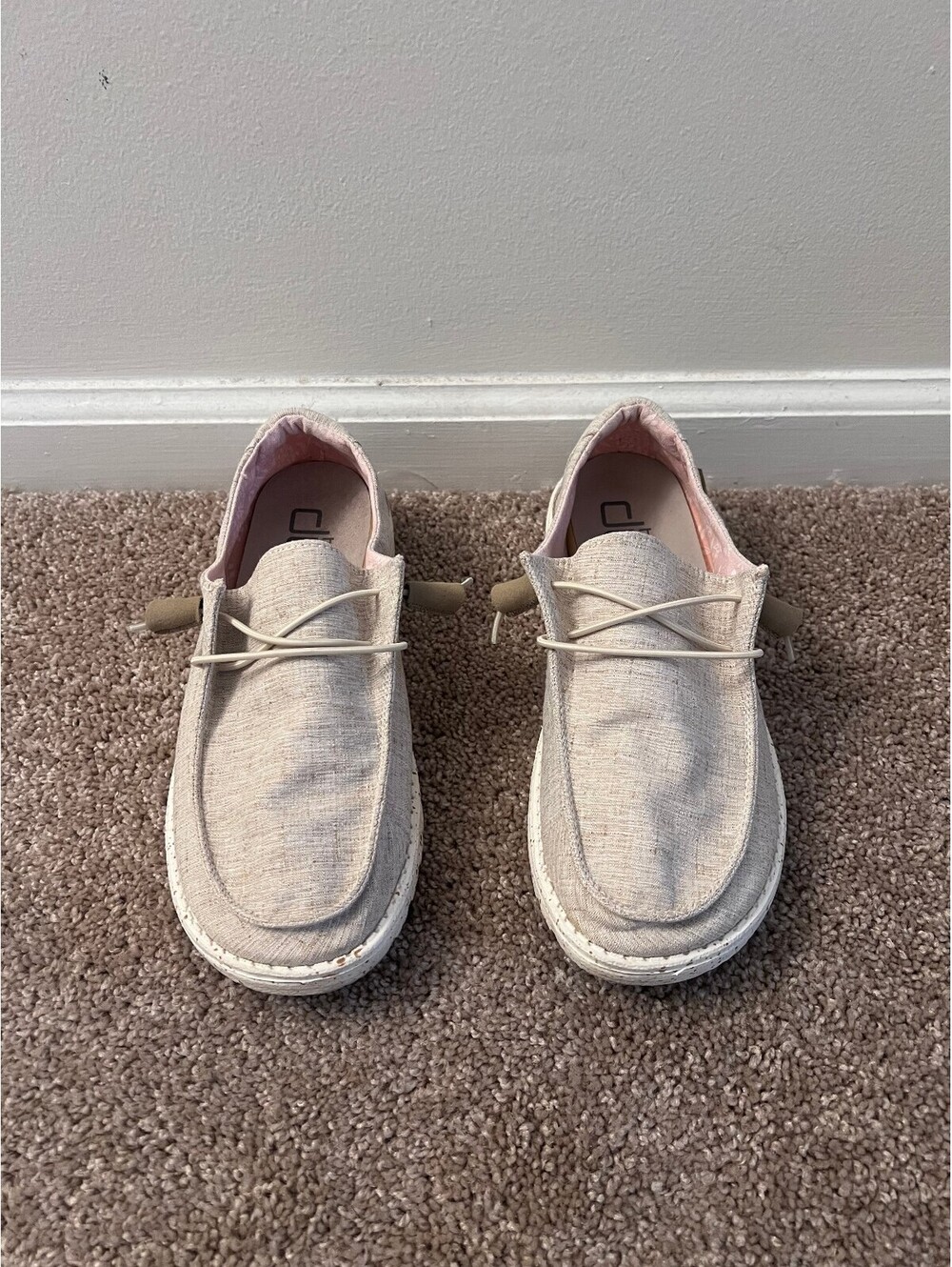 Hey Dude shoes Wendy White Chambray Nut Beige women size 8